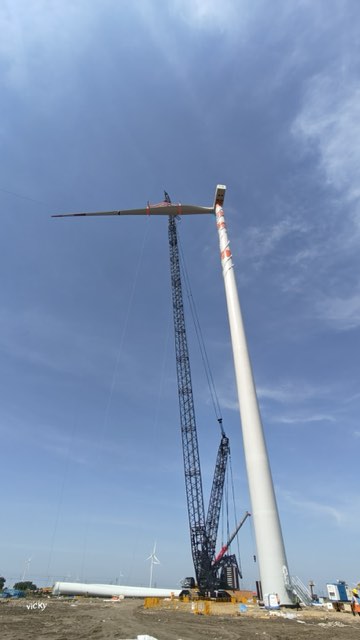 Wind turbine erection crew at work